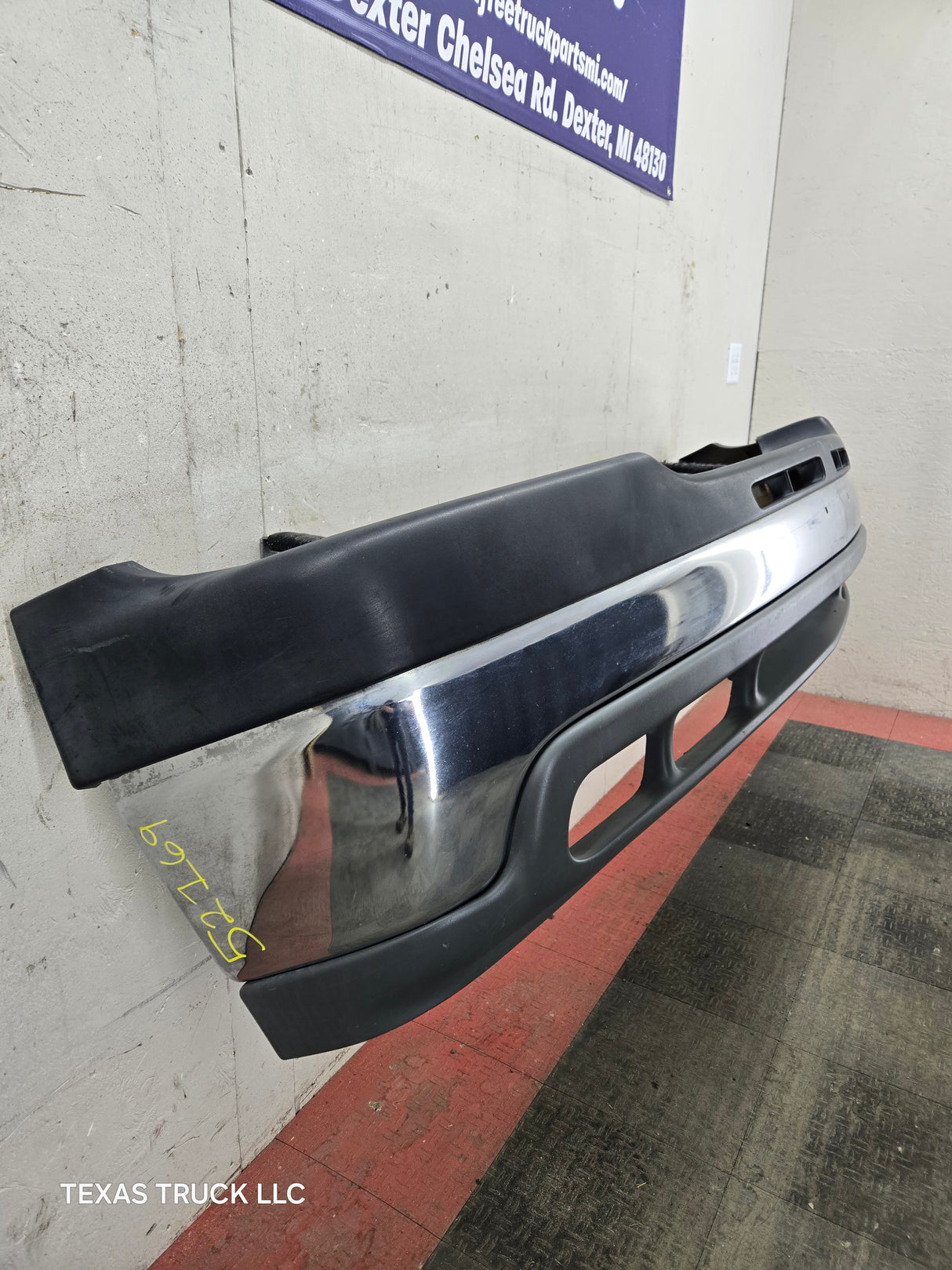 1999-2002 Chevrolet Silverado 2500HD 3500 Front Bumper