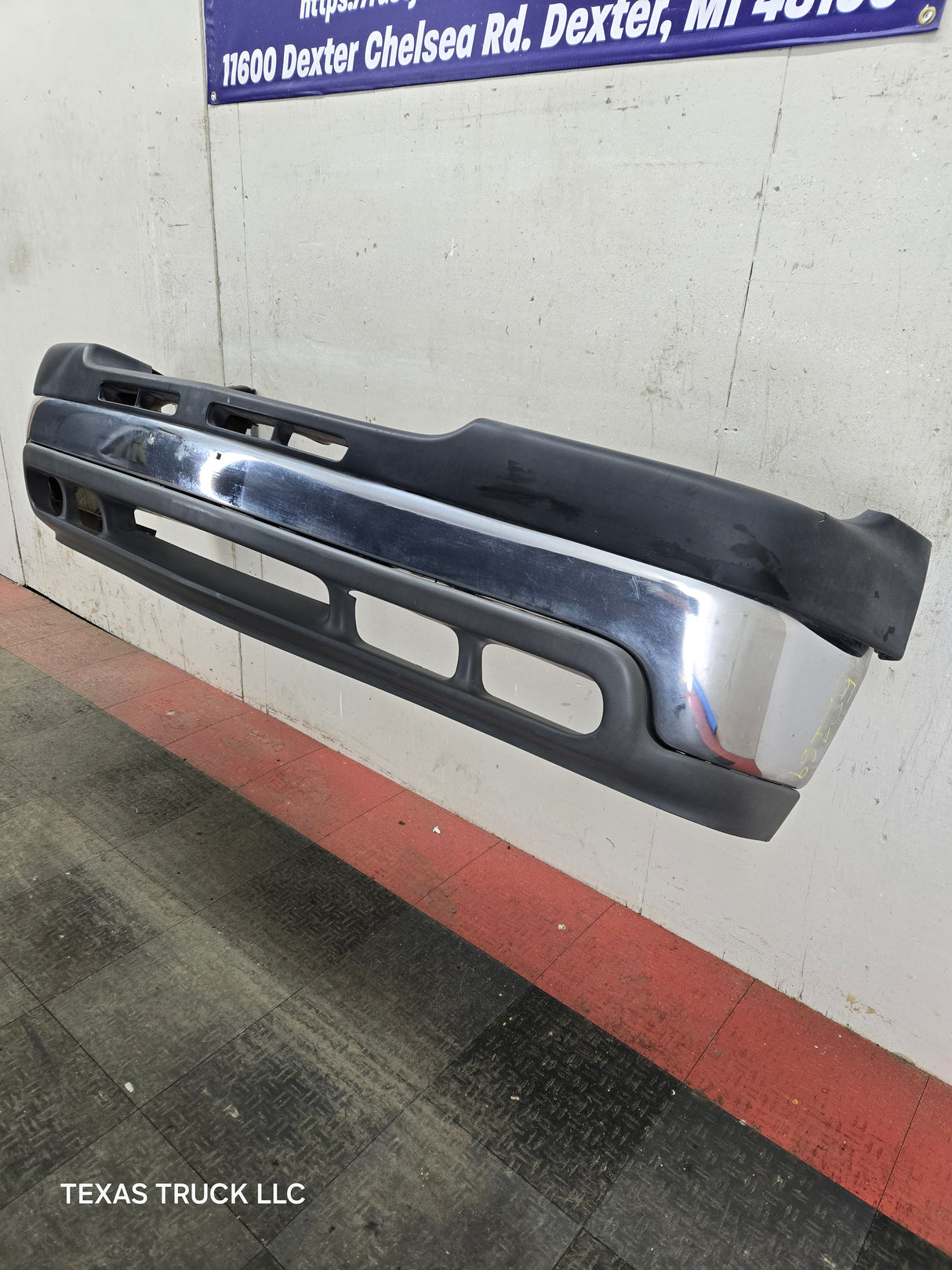 1999-2002 Chevrolet Silverado 2500HD 3500 Front Bumper