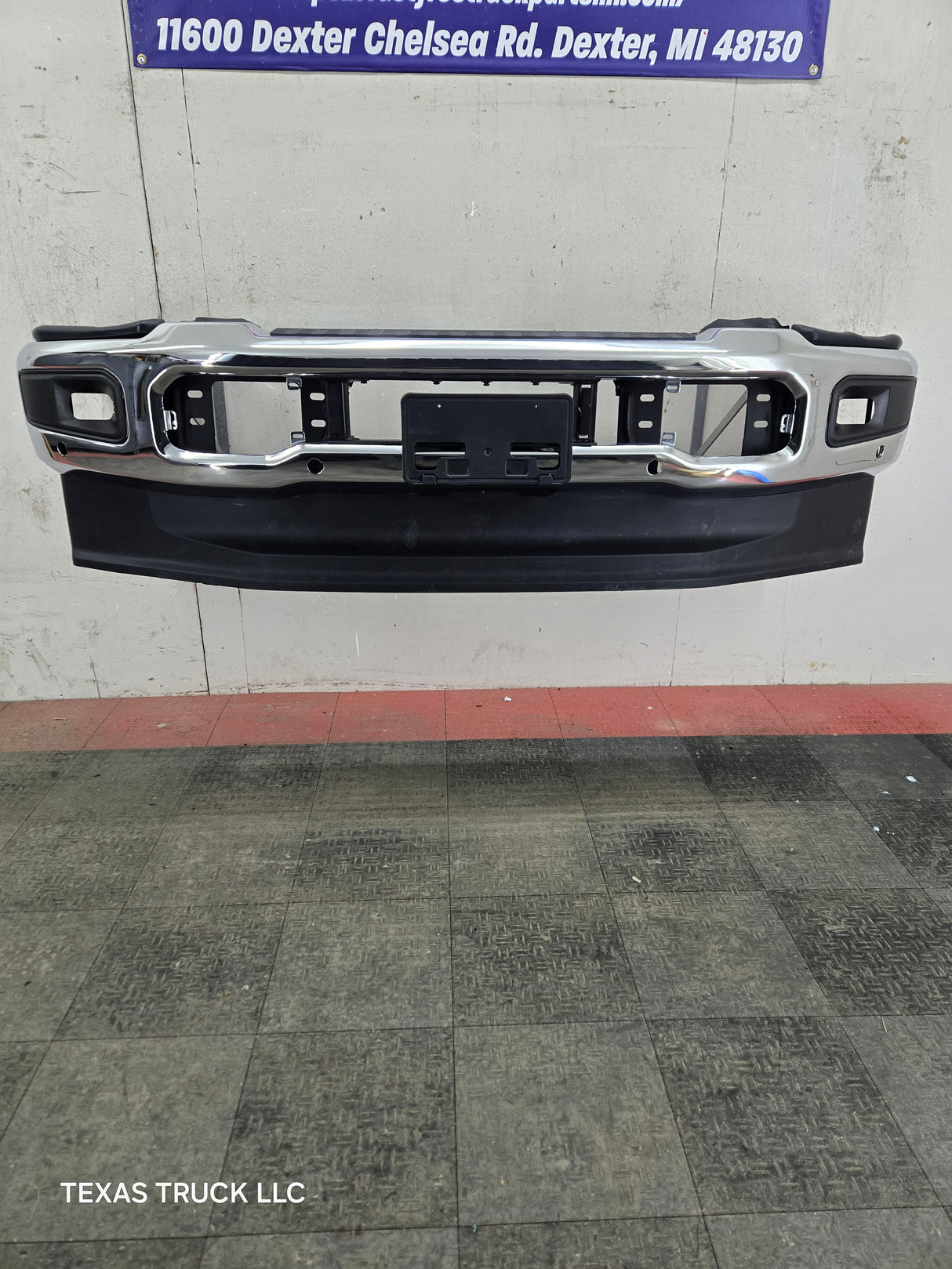 2023-2025 Ford Super Duty F250 F350 Front Bumper With Park Aid Sensor Holes