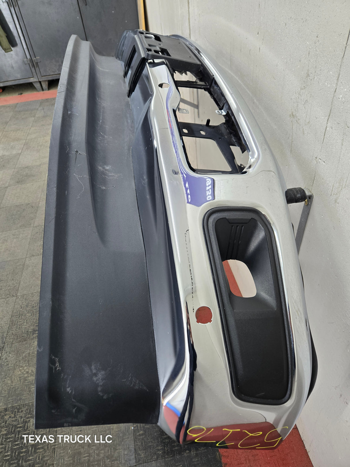 2023-2025 Ford Super Duty F250 F350 Front Bumper With Park Aid Sensor Holes