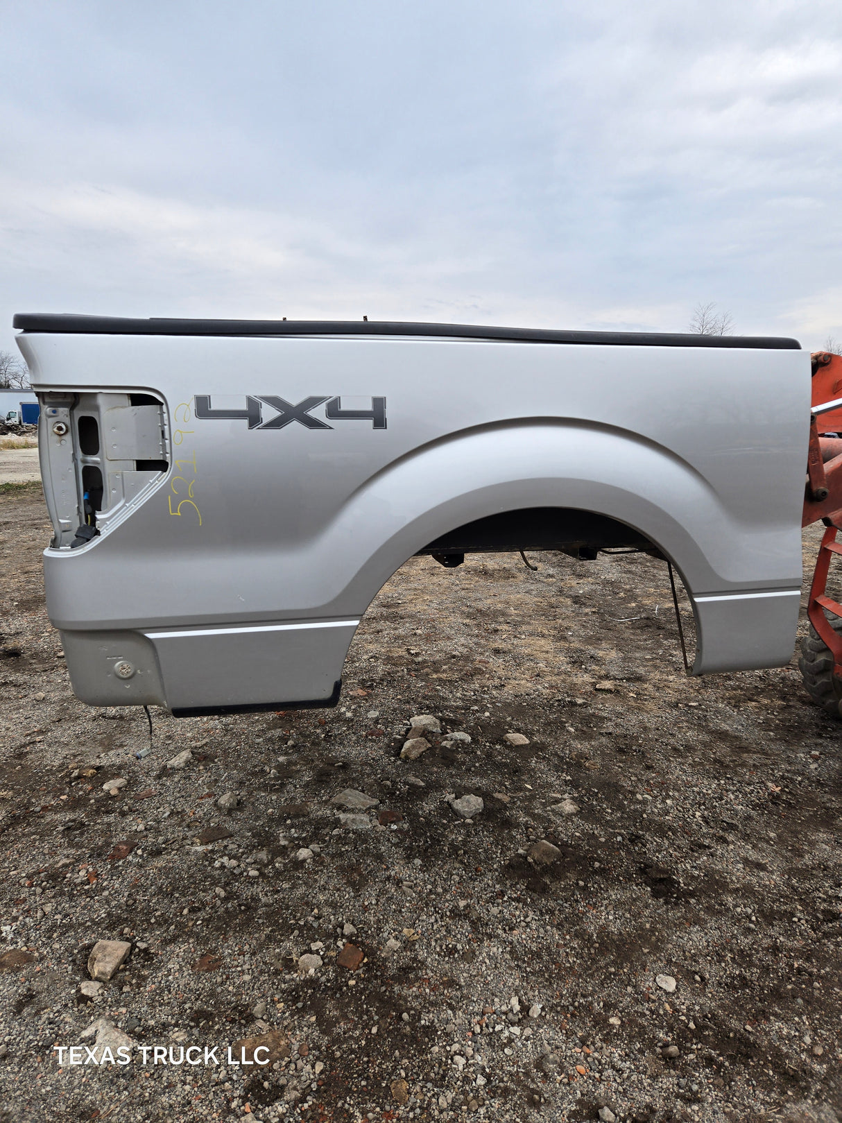 2009-2014 Ford F150 5' 6" Short Truck Bed