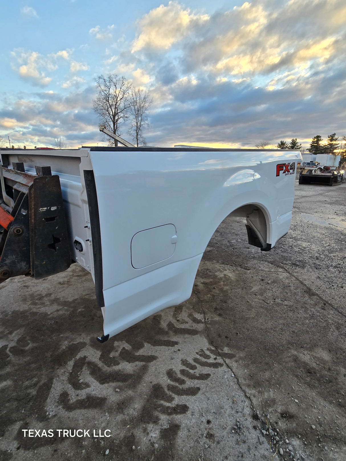 2017-2022 Ford F250 F350 Super Duty 6' 9" Short Truck Bed