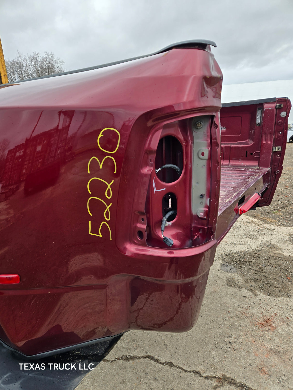 2009-2018 Dodge Ram 3500 4500 4th Gen Dually 8' Truck Truck Bed