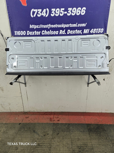 2023-2025 Ford F250 F350 F450 F550 Super Duty Tailgate