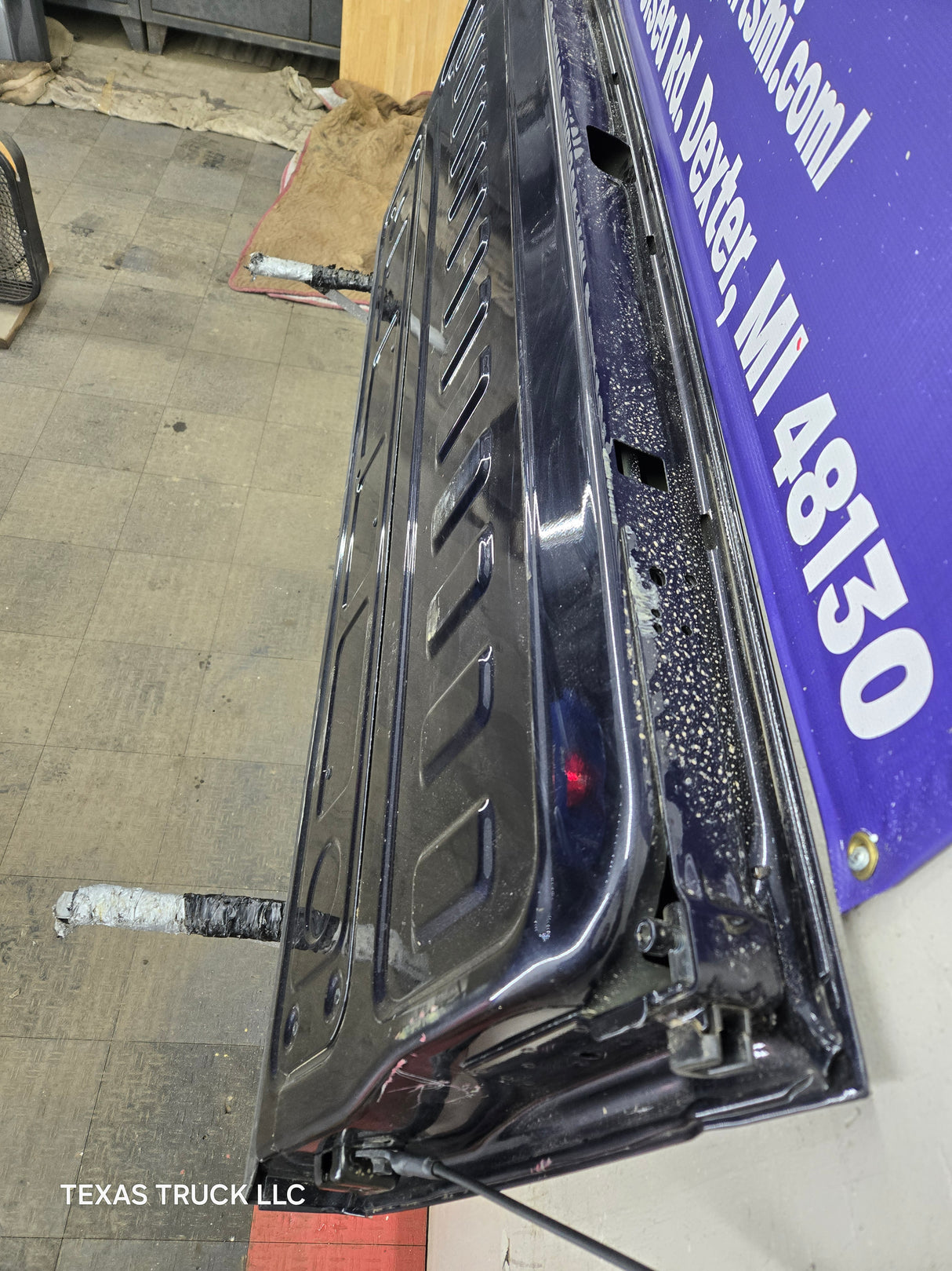2019-2025 GMC Sierra / Chevrolet Silverado 2500 3500 HD Tailgate