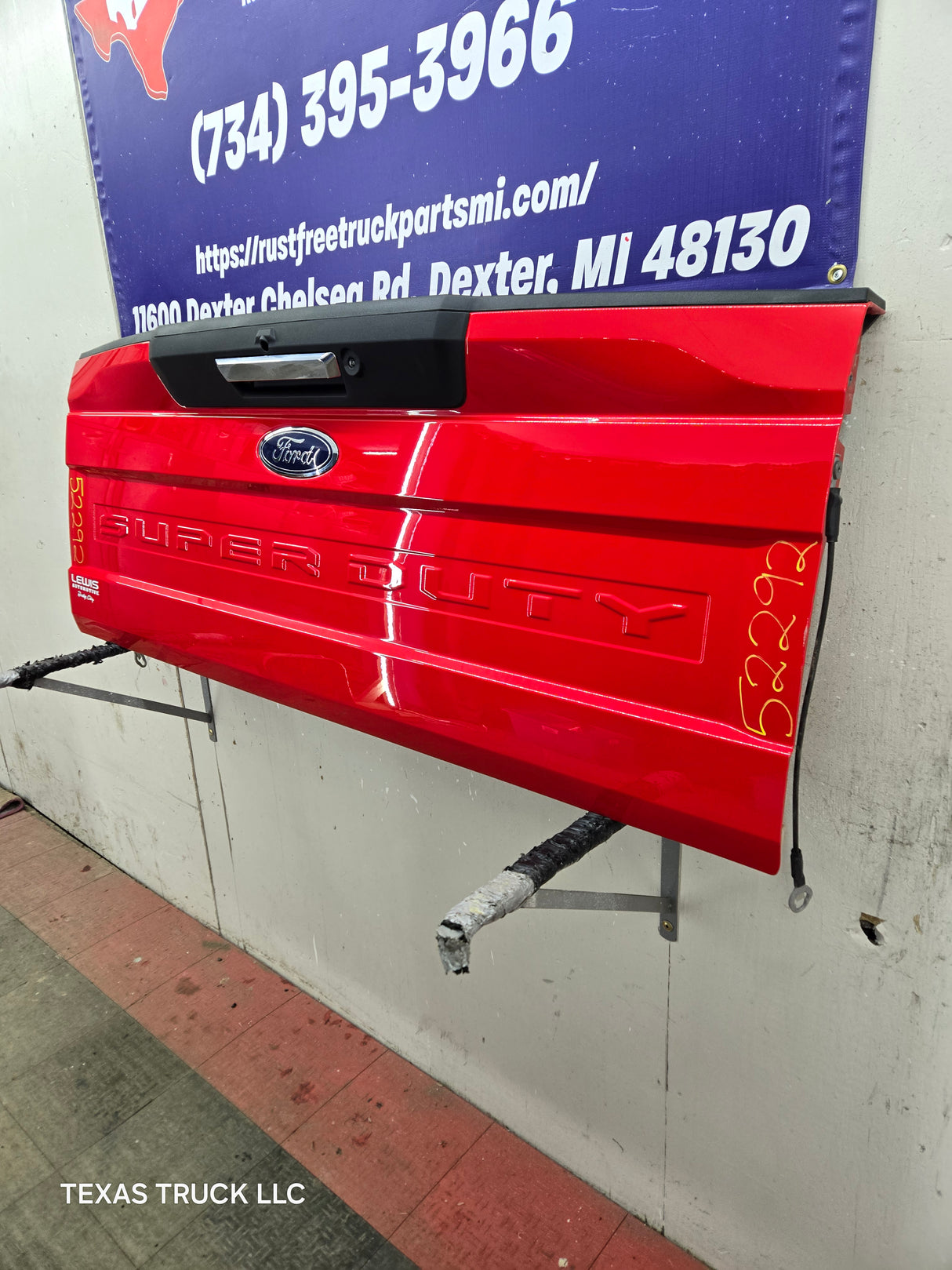 2017-2022 Ford Super Duty F250 F350 F450 F550 Tailgate W/Step
