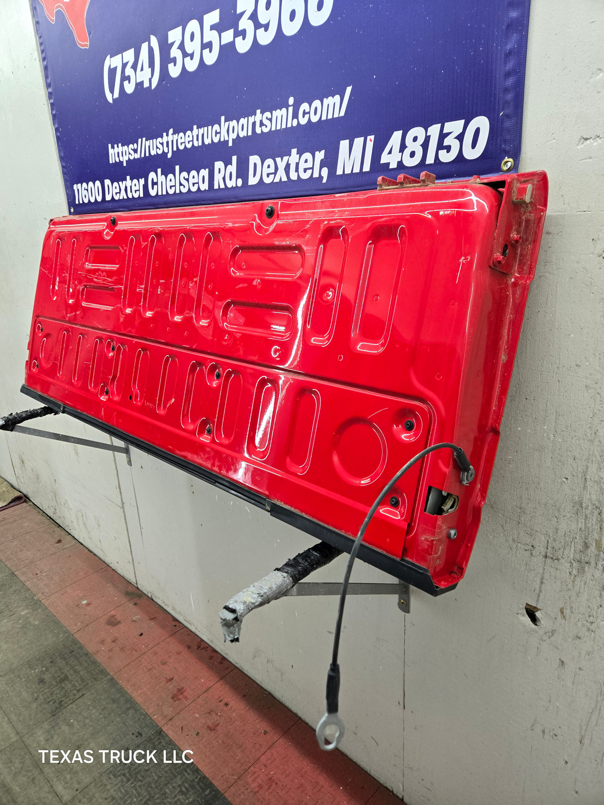 2017-2022 Ford Super Duty F250 F350 F450 F550 Tailgate W/Step