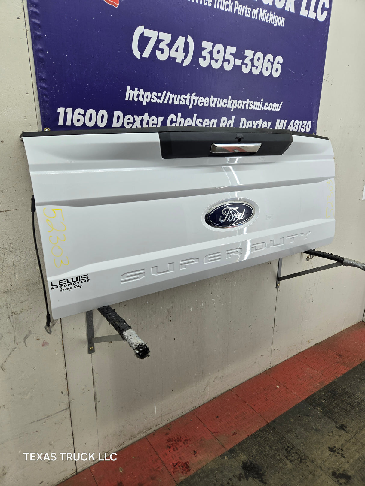 2017-2022 Ford Super Duty F250 F350 F450 F550 Tailgate W/Step