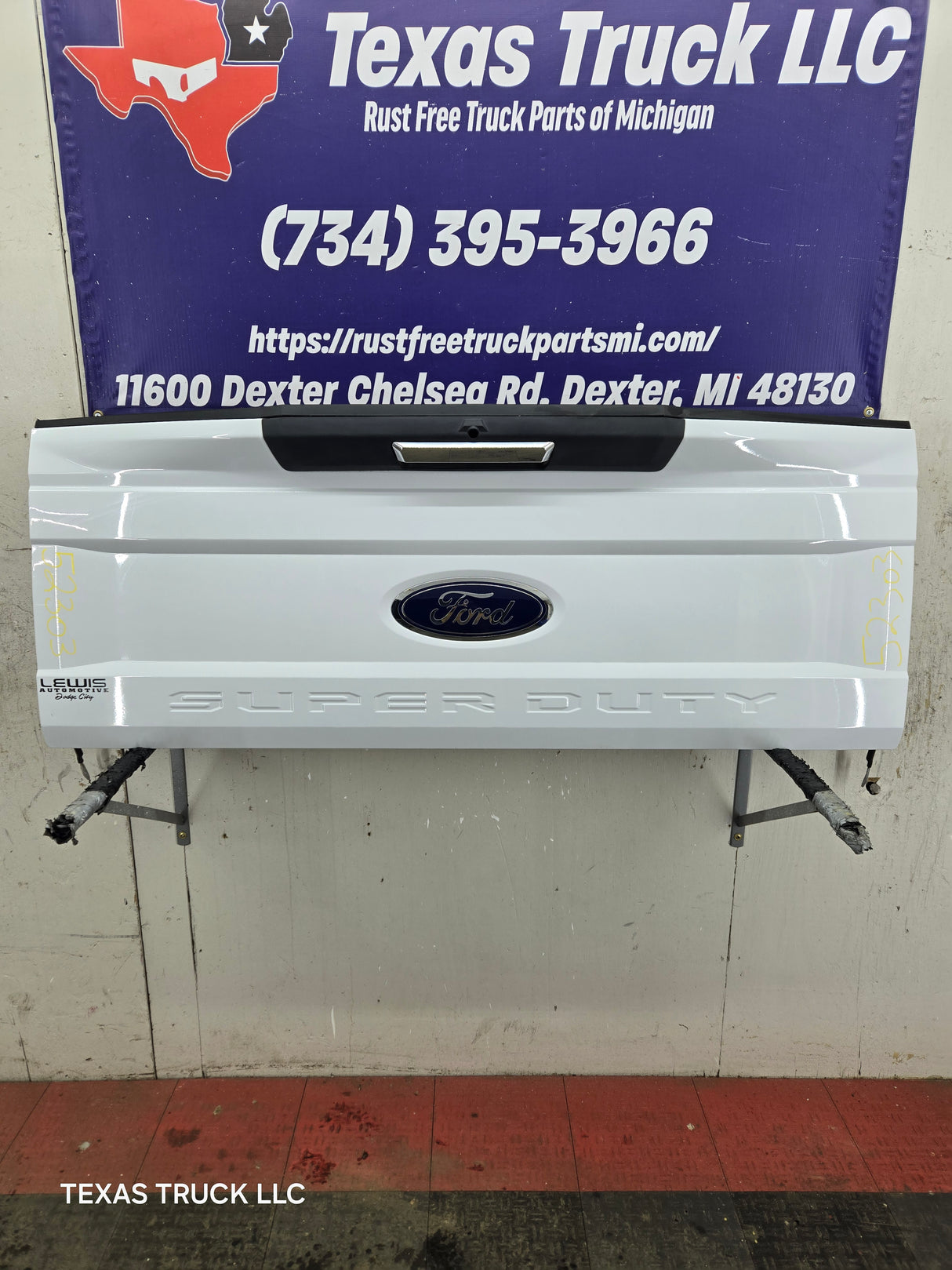 2017-2022 Ford Super Duty F250 F350 F450 F550 Tailgate W/Step