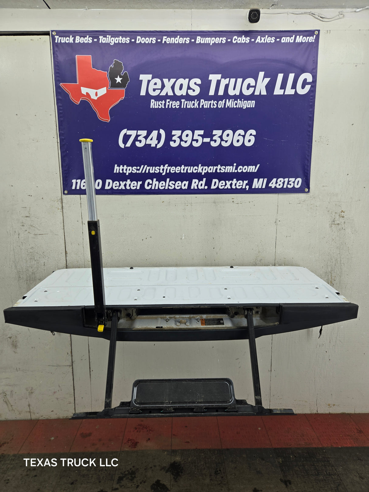 2017-2022 Ford Super Duty F250 F350 F450 F550 Tailgate W/Step