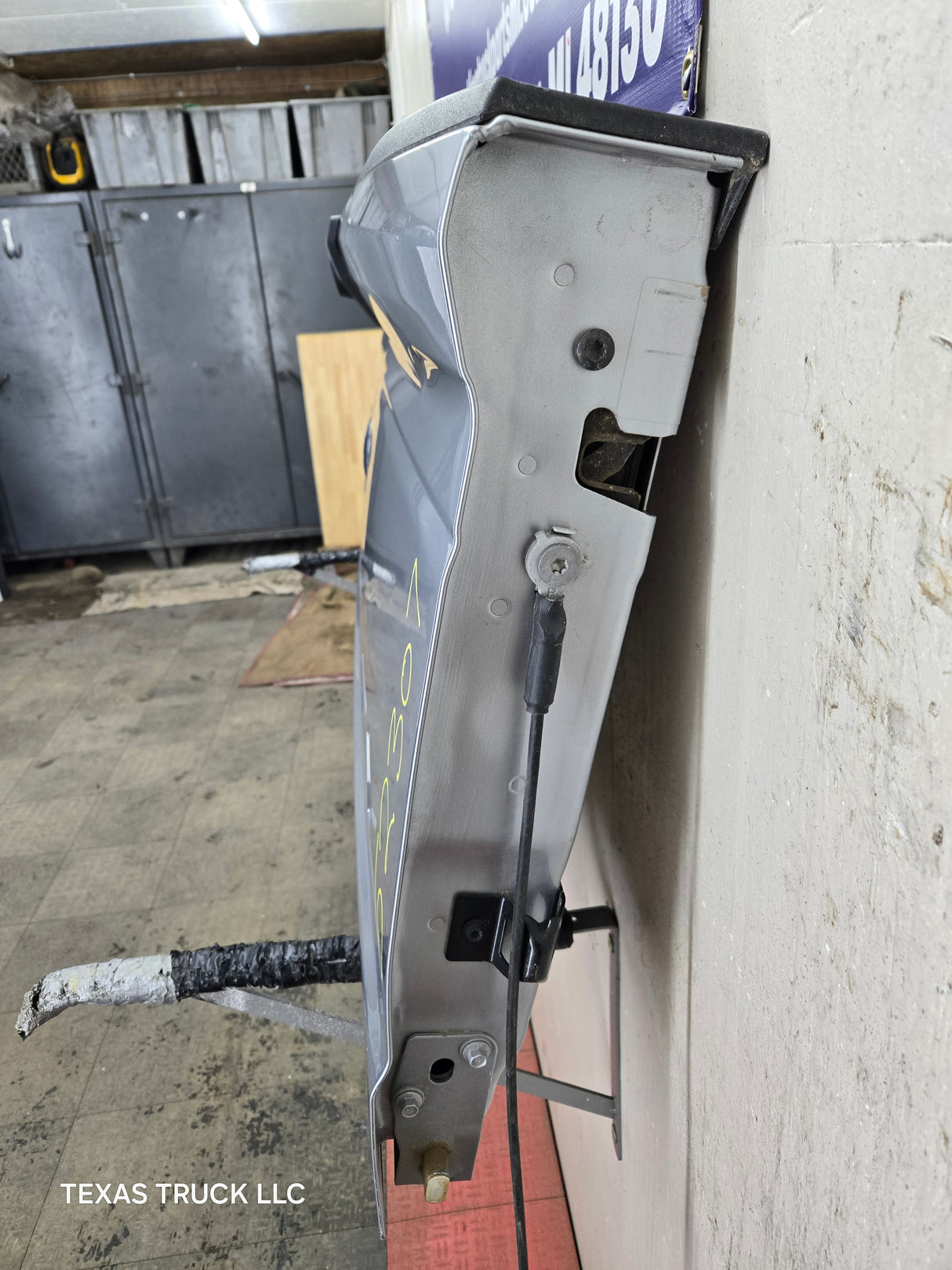 2023-2025 Ford F250 F350 F450 F550 Super Duty Tailgate