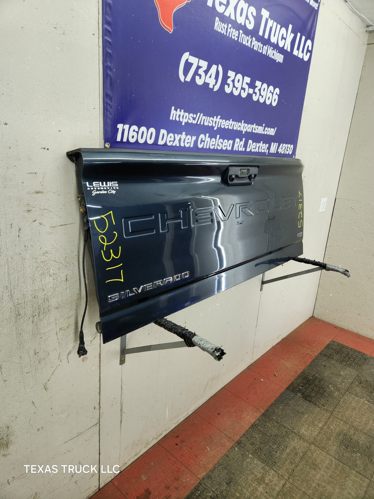 2019-2025 Chevrolet Silverado 2500 3500 Truck Tailgate