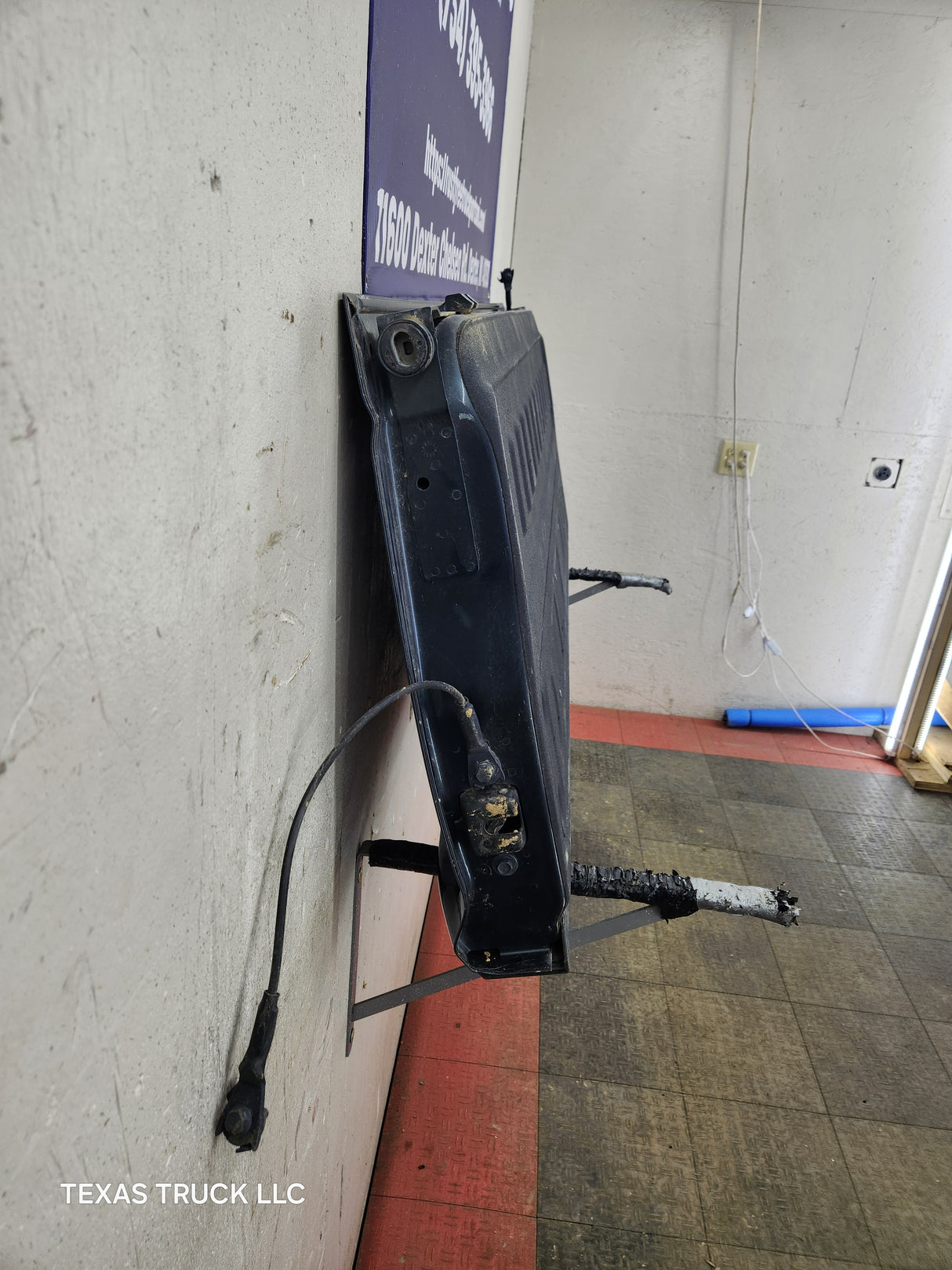 2019-2025 Chevrolet Silverado 2500 3500 Truck Tailgate