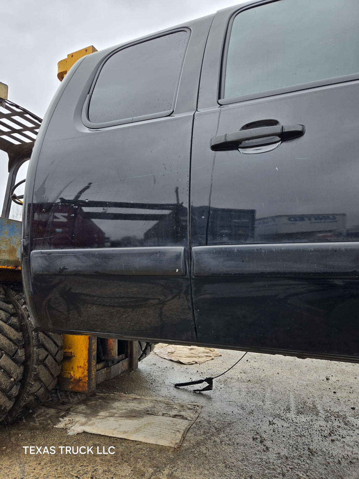 2007-2013 Chevrolet Silverado / GMC Sierra 1500 2500 3500 HD Extended Cab
