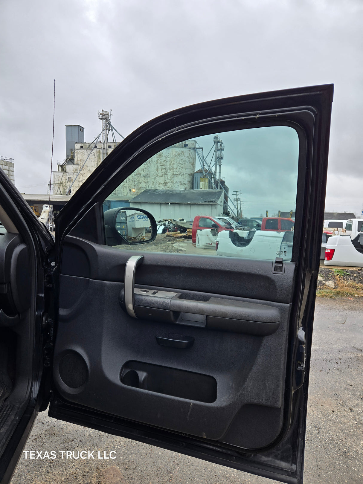 2007-2013 Chevrolet Silverado / GMC Sierra 1500 2500 3500 HD Extended Cab
