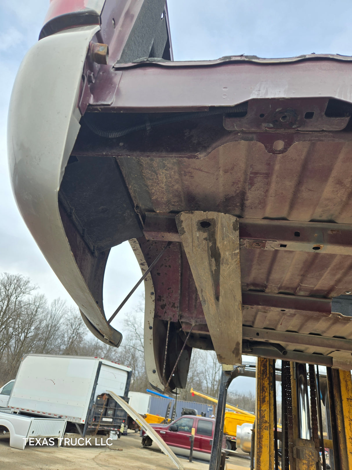 1999-2007 Chevrolet Silverado / GMC Sierra 1500 2500 3500 HD 6' 6" Short Truck Bed