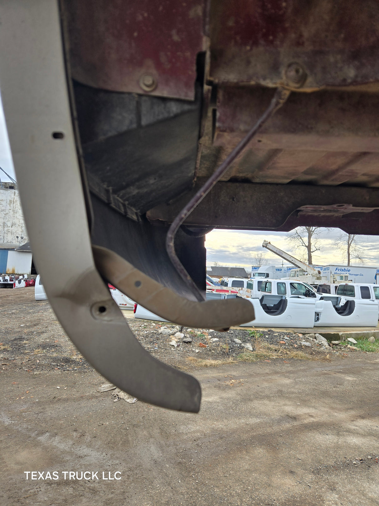 1999-2007 Chevrolet Silverado / GMC Sierra 1500 2500 3500 HD 6' 6" Short Truck Bed