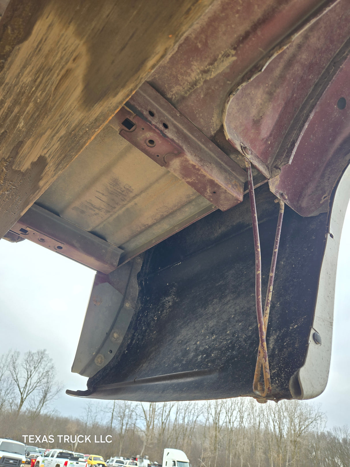 1999-2007 Chevrolet Silverado / GMC Sierra 1500 2500 3500 HD 6' 6" Short Truck Bed