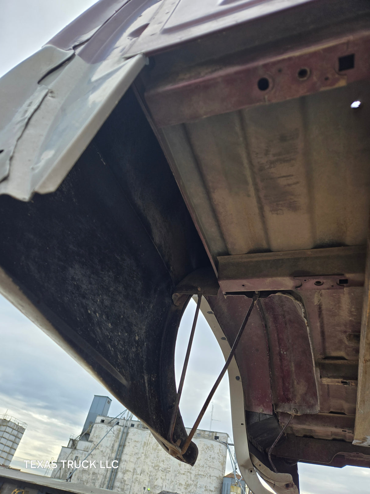 1999-2007 Chevrolet Silverado / GMC Sierra 1500 2500 3500 HD 6' 6" Short Truck Bed