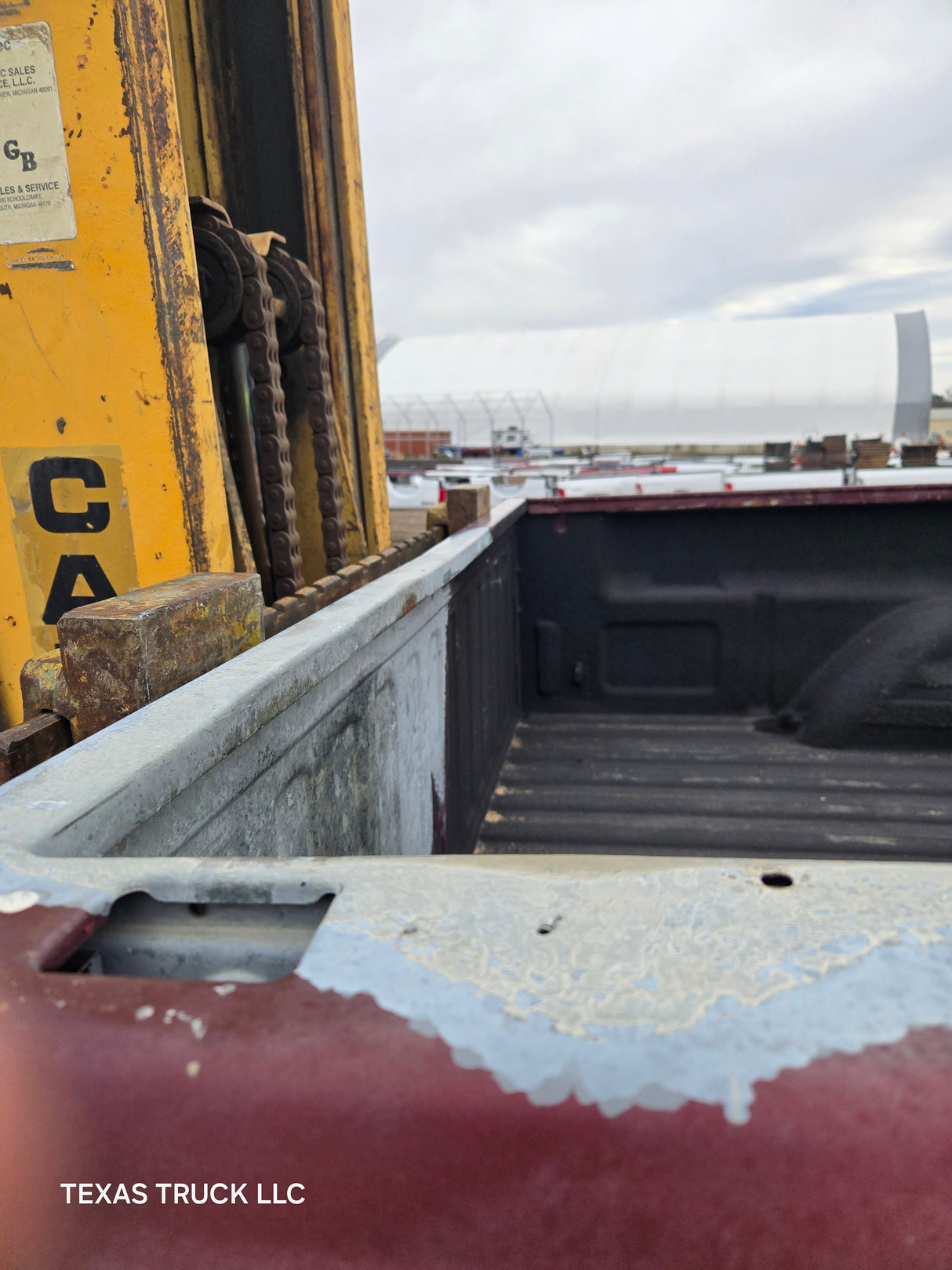 1999-2007 Chevrolet Silverado / GMC Sierra 1500 2500 3500 HD 6' 6" Short Truck Bed