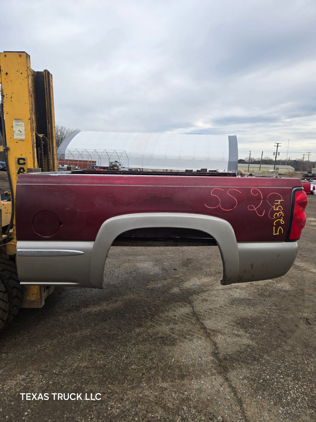 1999-2007 Chevrolet Silverado / GMC Sierra 1500 2500 3500 HD 6' 6" Short Truck Bed