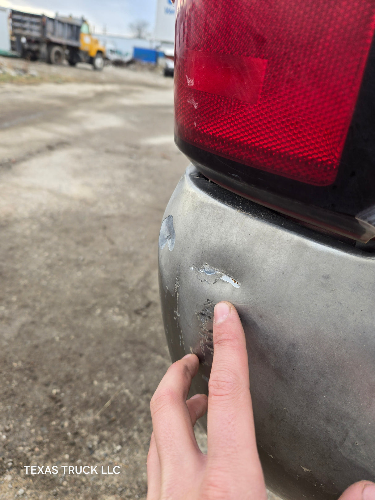 1999-2007 Chevrolet Silverado / GMC Sierra 1500 2500 3500 HD 6' 6" Short Truck Bed