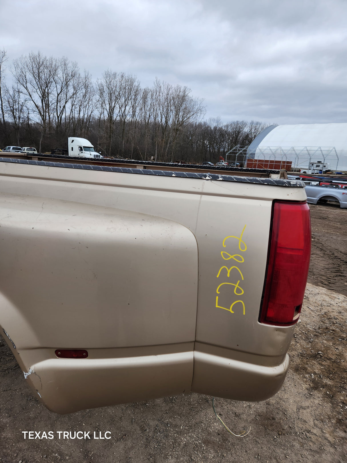 1988-2000 Chevrolet Silverado / GMC Sierra 3500 OBS 8' Dually Truck Bed