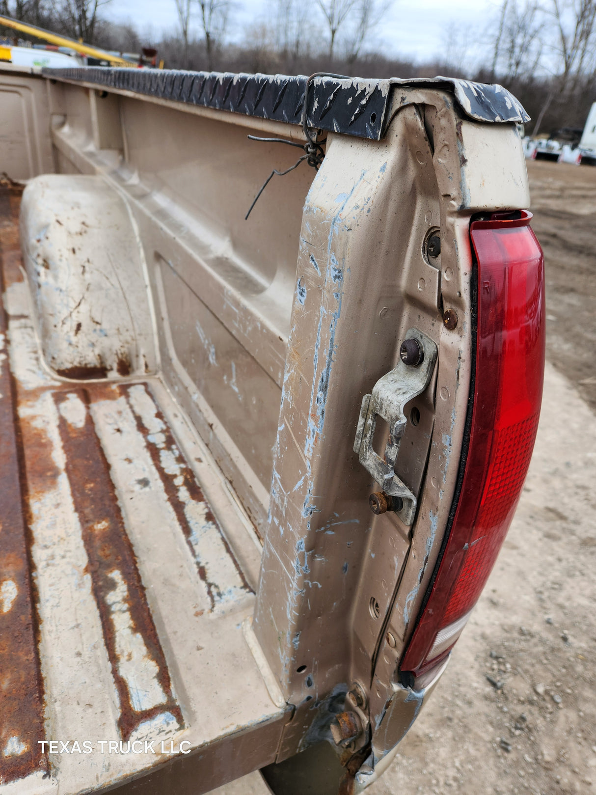 1988-2000 Chevrolet Silverado / GMC Sierra 3500 OBS 8' Dually Truck Bed