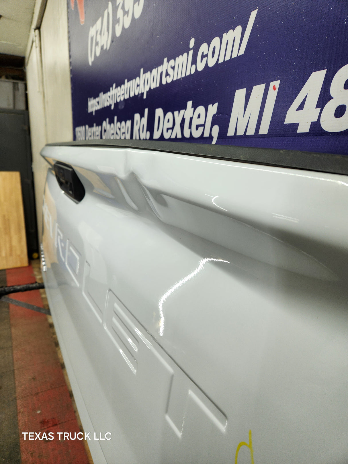 2019-2025 Chevrolet Silverado 2500 3500 Truck Tailgate