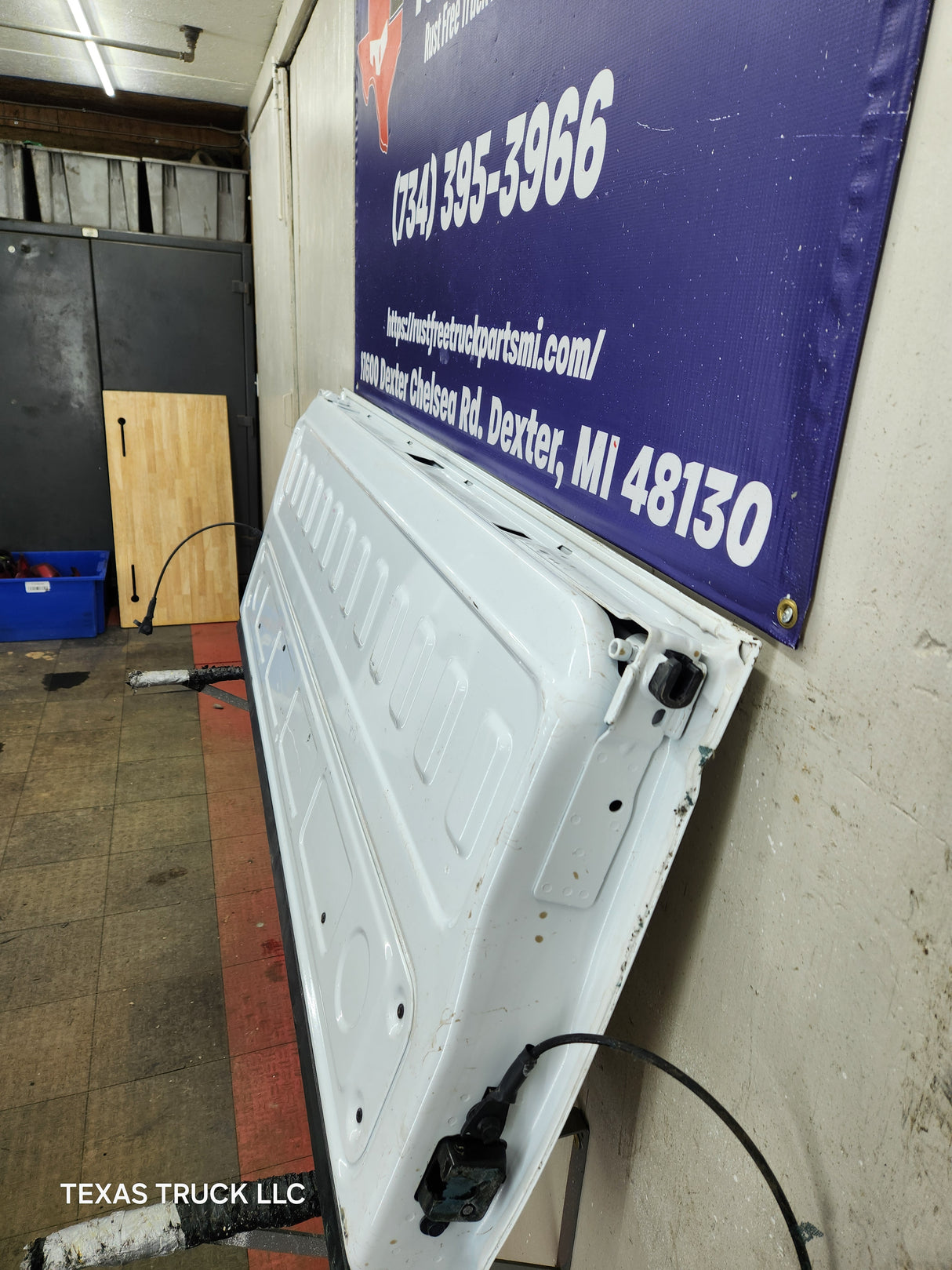 2019-2025 Chevrolet Silverado 2500 3500 Truck Tailgate