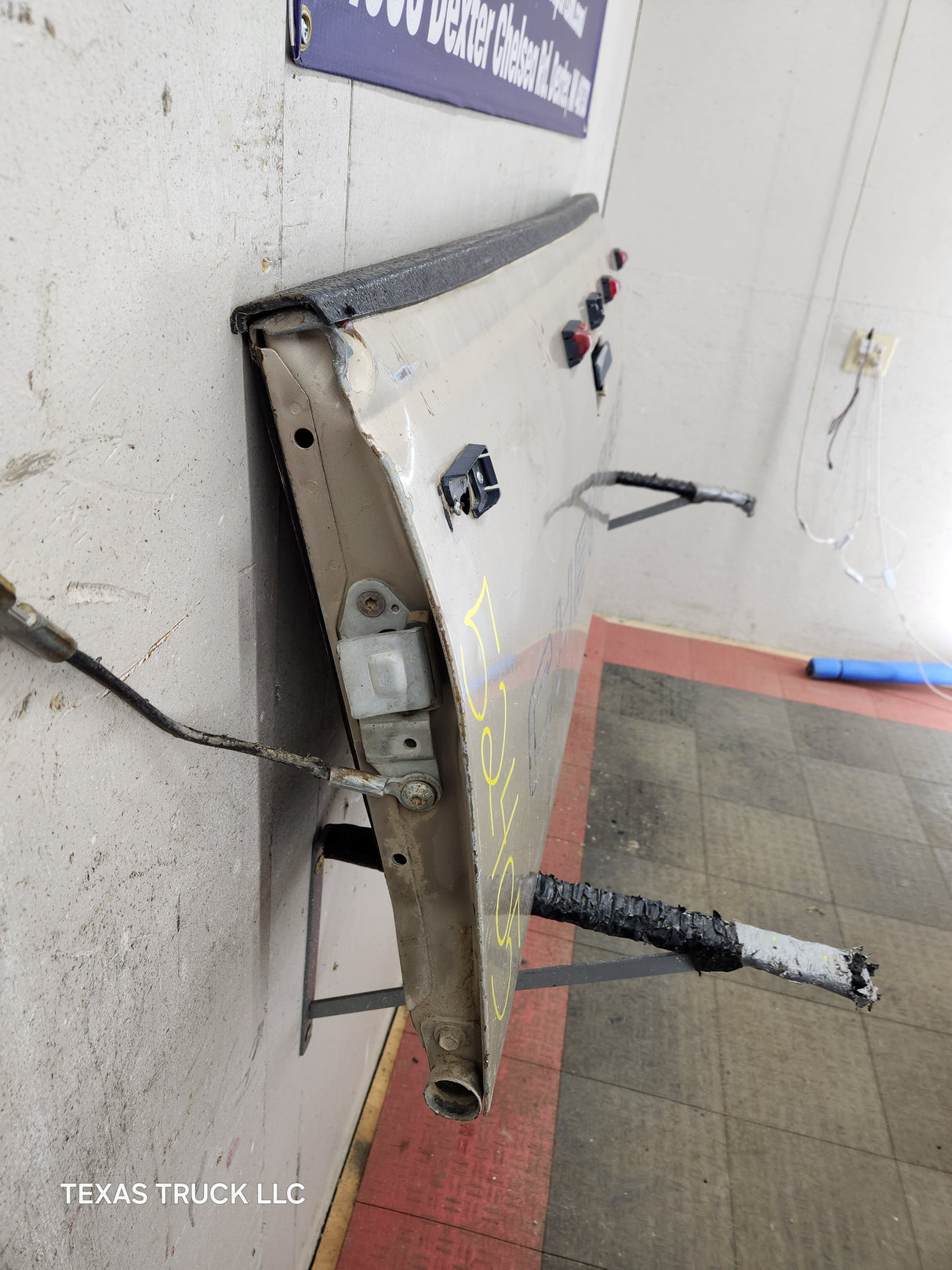 1988-1998 Chevrolet / GMC 1500 2500 3500 HD Tailgate