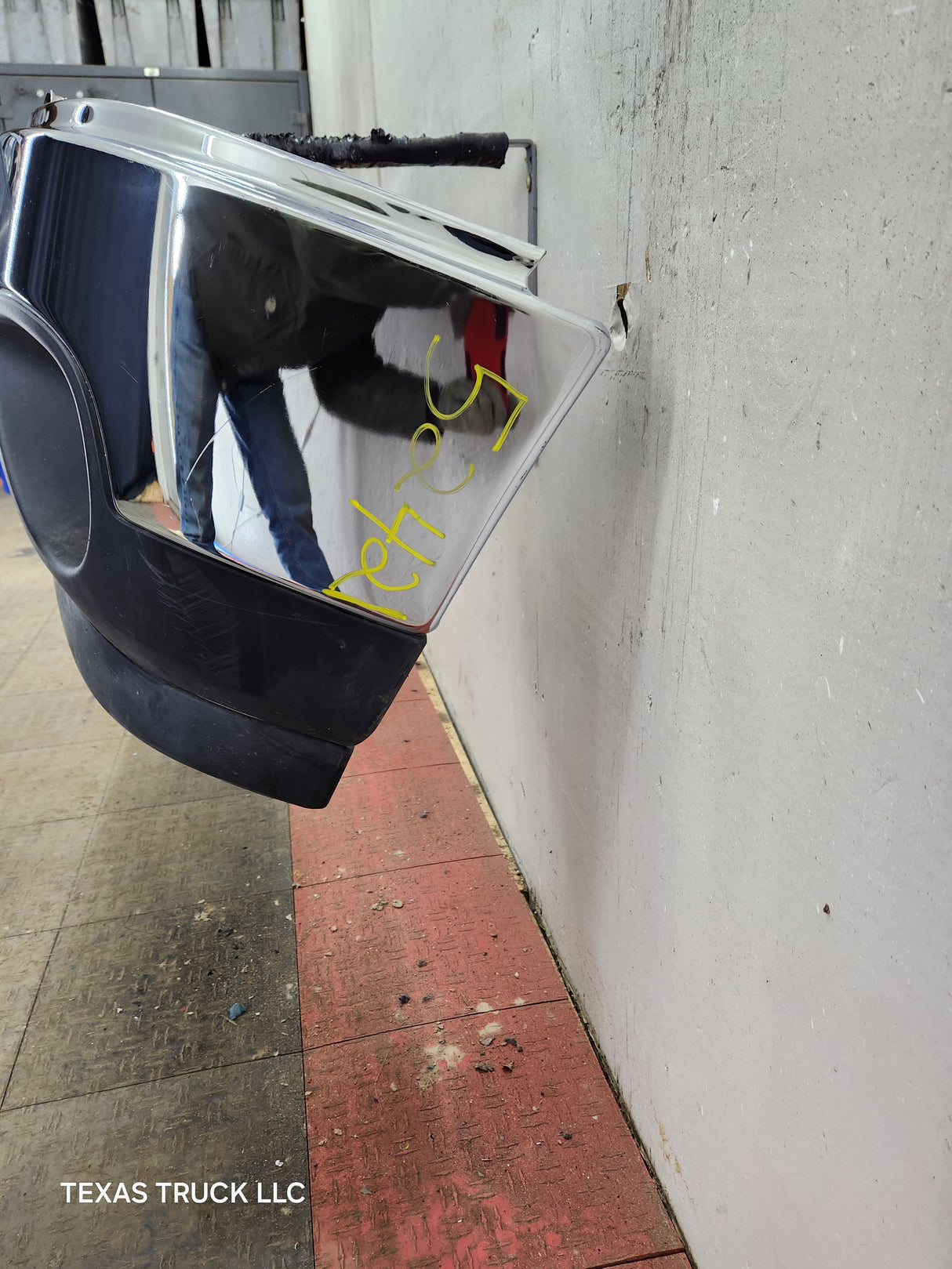 2011-2014 GMC Sierra 2500 3500 HD Front Bumper