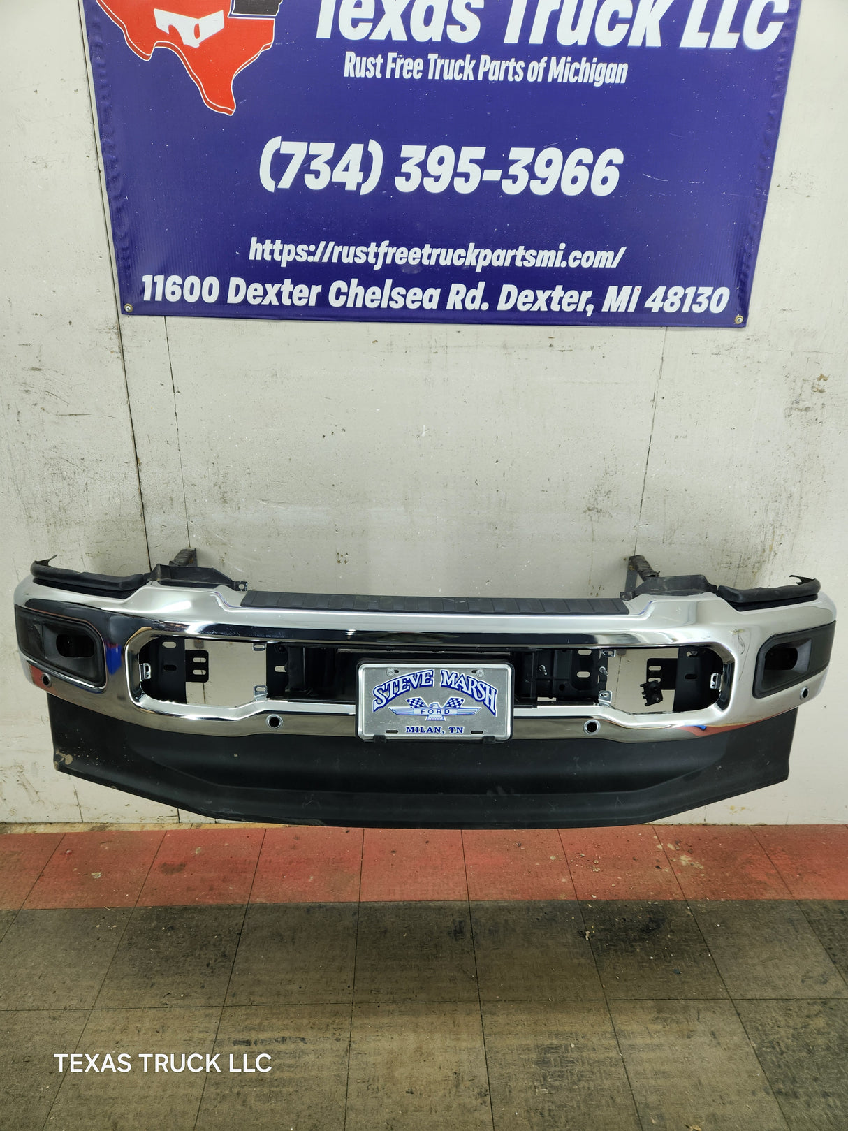 2023-2025 Ford Super Duty F250 F350 Front Bumper With Park Aid Sensor Holes