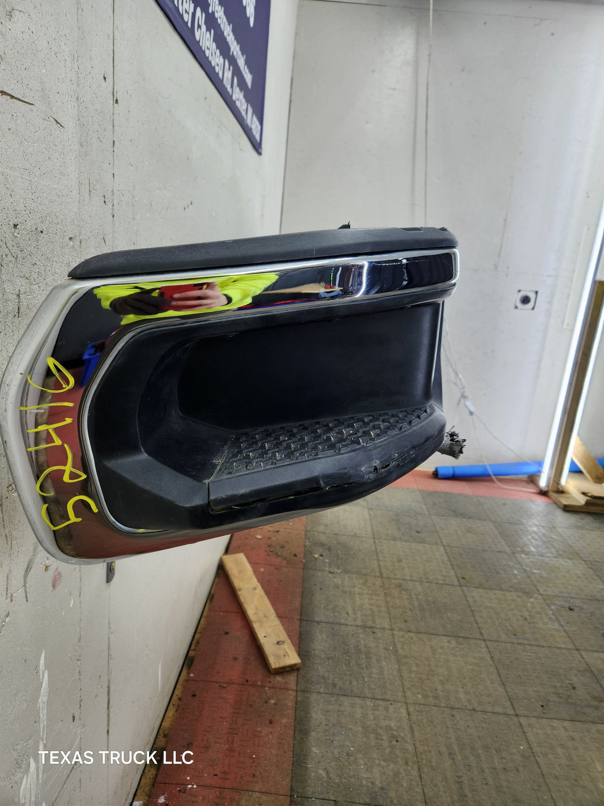 2019-2025 Chevrolet Silverado / GMC Sierra 2500 3500 HD Rear Bumper