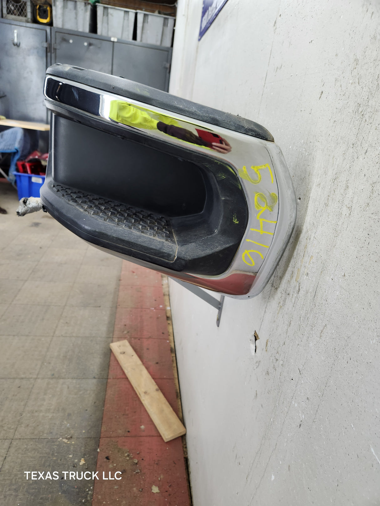 2019-2025 Chevrolet Silverado / GMC Sierra 2500 3500 HD Rear Bumper