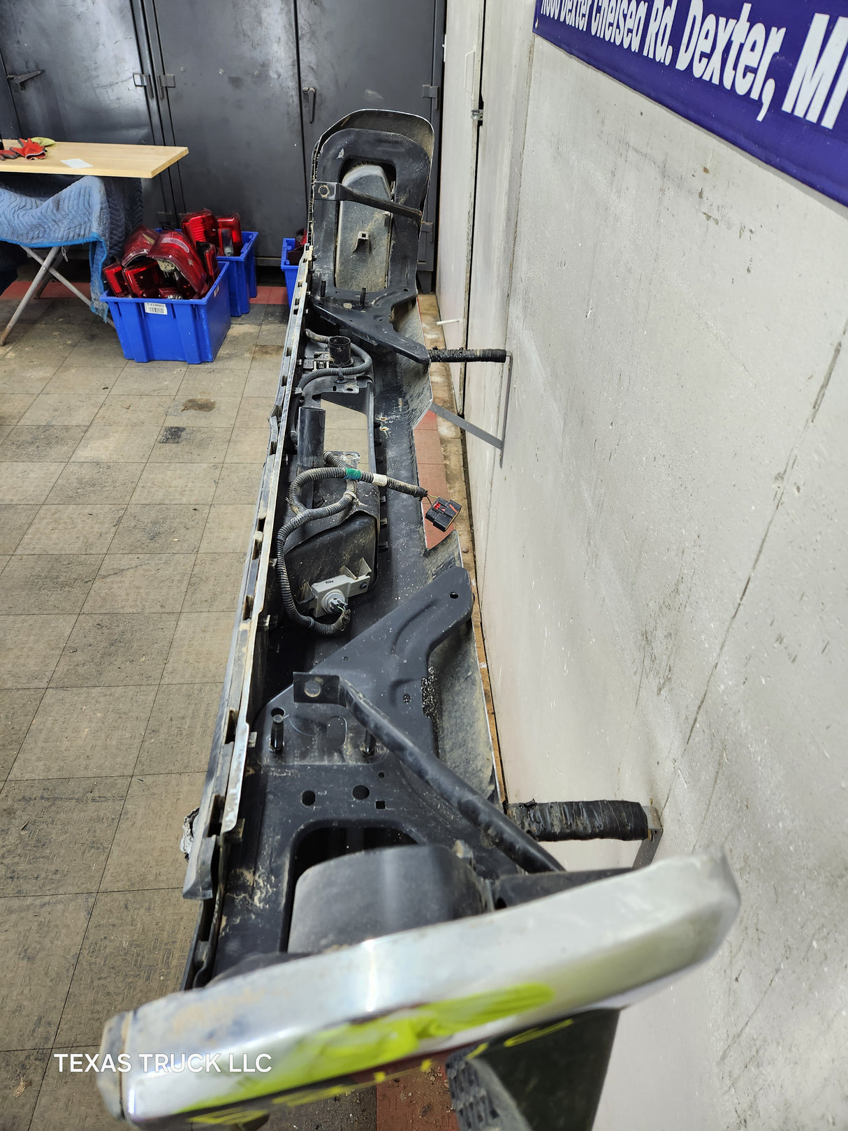 2019-2025 Chevrolet Silverado / GMC Sierra 2500 3500 HD Rear Bumper