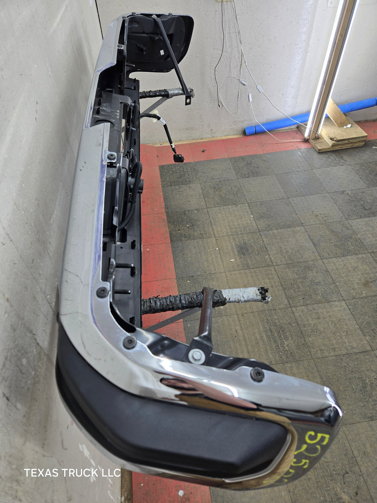 2019-2025 Chevrolet Silverado / GMC Sierra 2500 3500 HD Rear Bumper