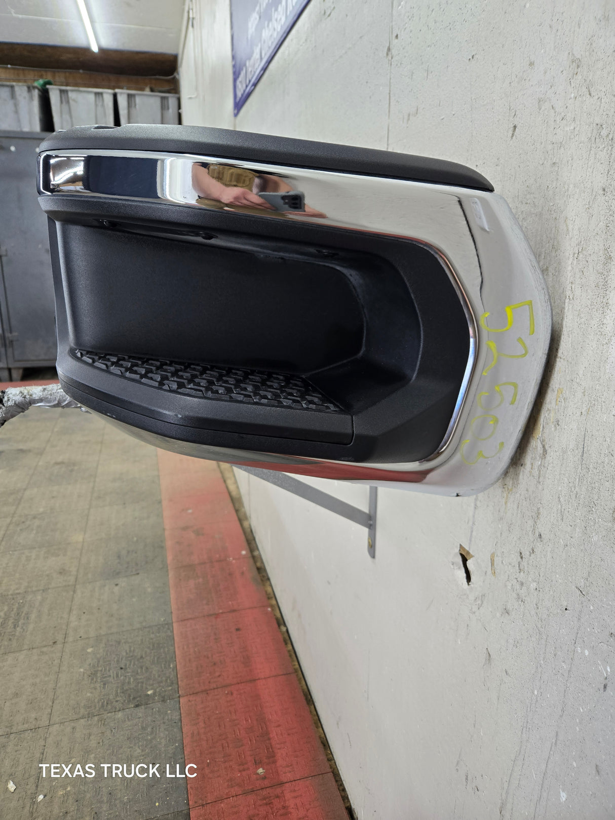 2019-2025 Chevrolet Silverado / GMC Sierra 2500 3500 HD Rear Bumper