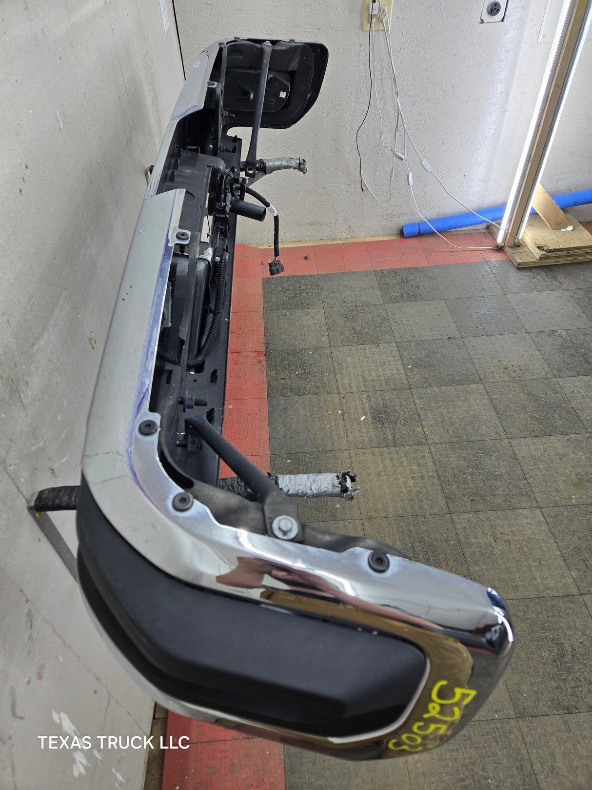 2019-2025 Chevrolet Silverado / GMC Sierra 2500 3500 HD Rear Bumper