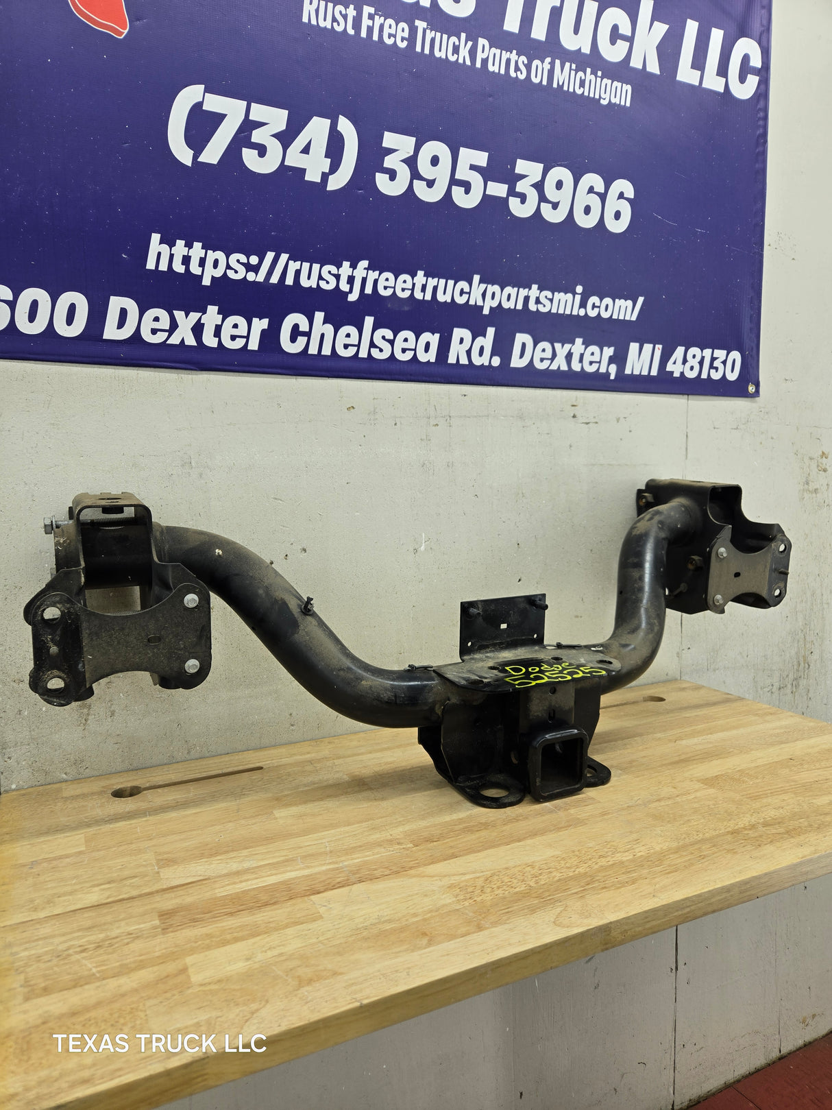 2013-2018 4th Gen Dodge Ram 2500 3500 Rear Receiver Tow Hitch Mopar (68140775AI)