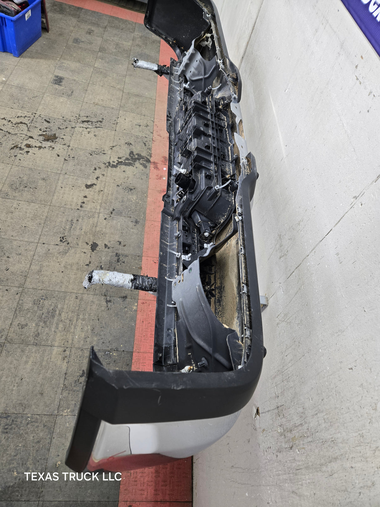2019-2025 Dodge Ram 2500 3500 5th Gen Rear Bumper