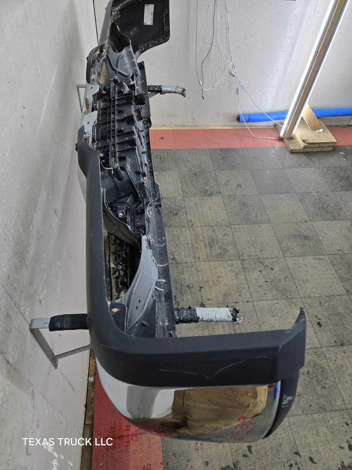 2019-2025 Dodge Ram 2500 3500 5th Gen Rear Bumper