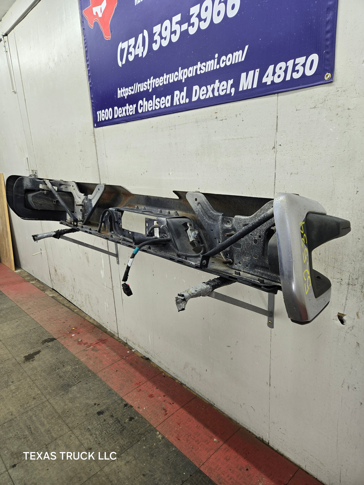 2019-2025 Chevrolet Silverado / GMC Sierra 2500 3500 HD Rear Bumper