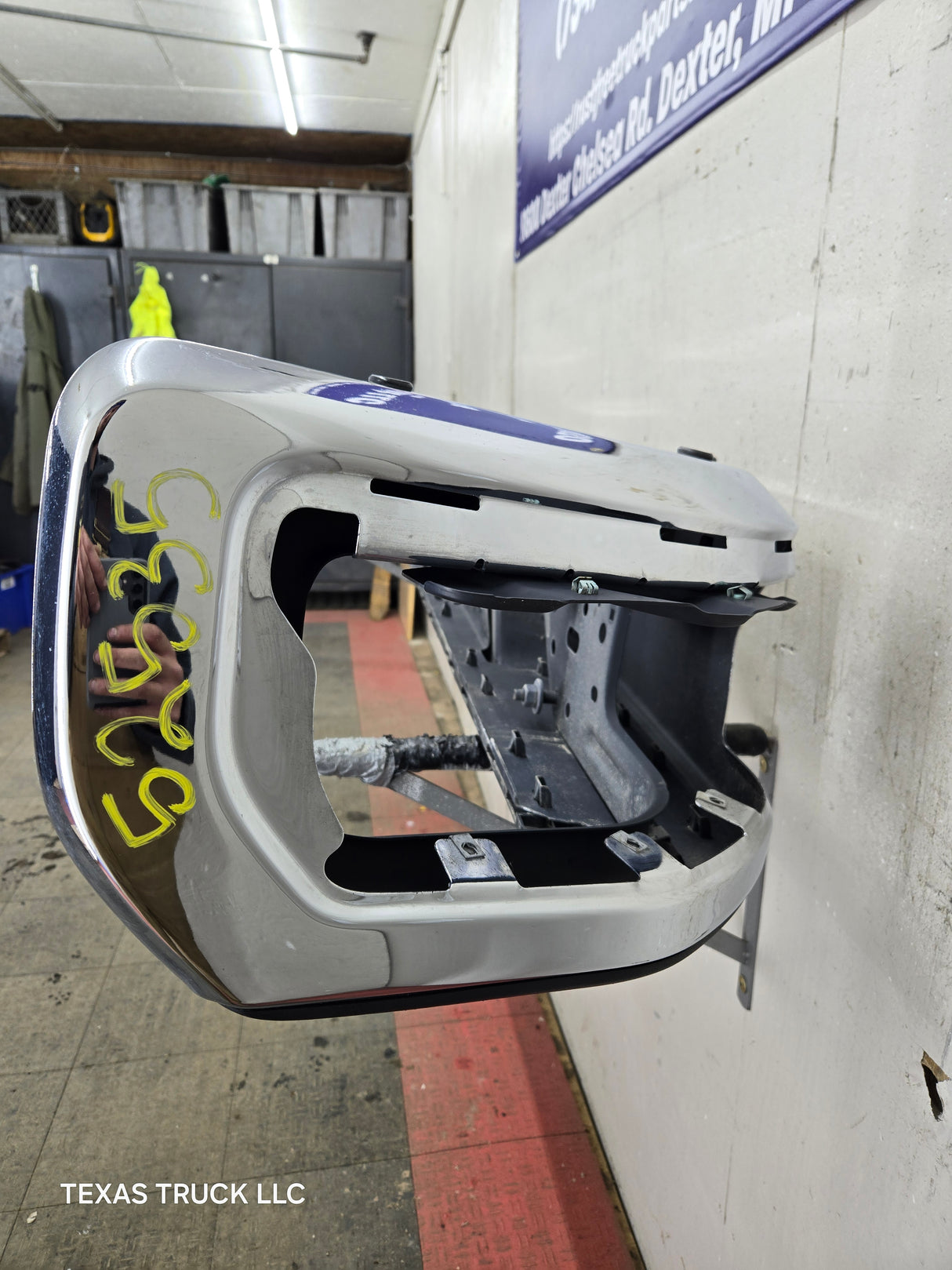 2019-2025 Chevrolet Silverado / GMC Sierra 2500 3500 HD Rear Bumper