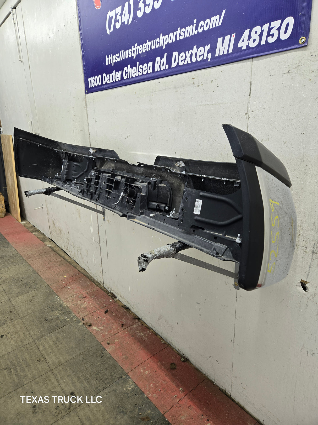 2019-2025 Dodge Ram 2500 3500 5th Gen Rear Bumper