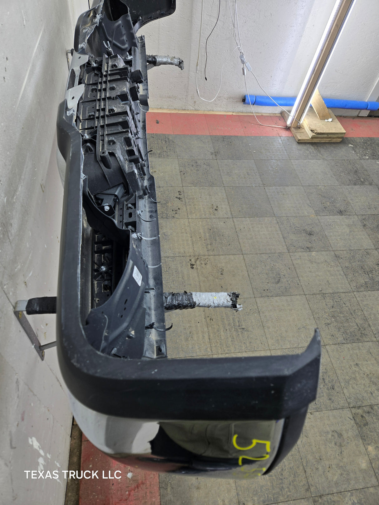 2019-2025 Dodge Ram 2500 3500 5th Gen Rear Bumper