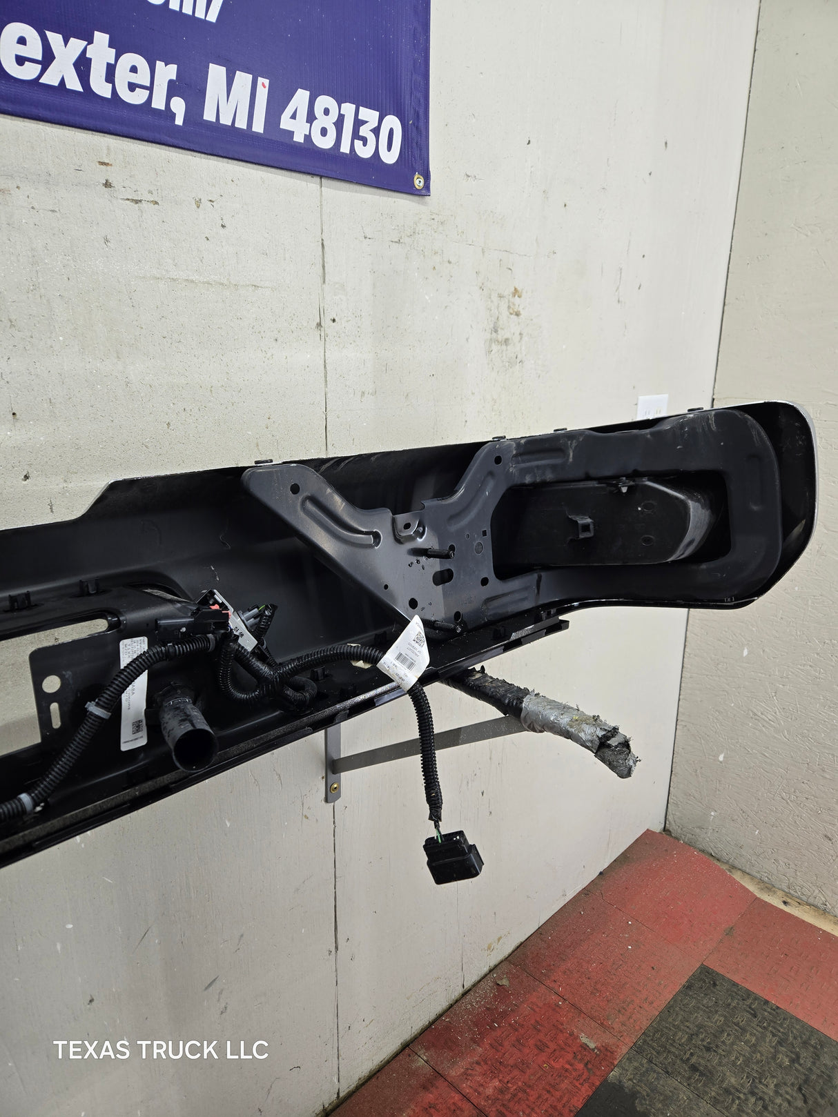 2019-2025 Chevrolet Silverado / GMC Sierra 2500 3500 HD Rear Bumper