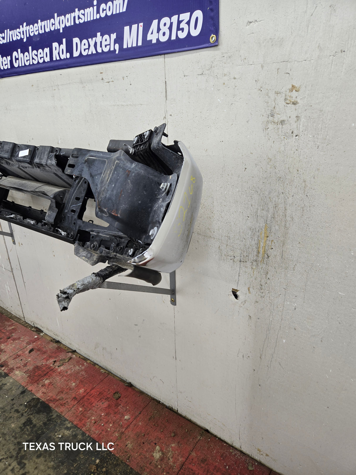 2023-2025 Ford Super Duty F250 F350 Front Bumper