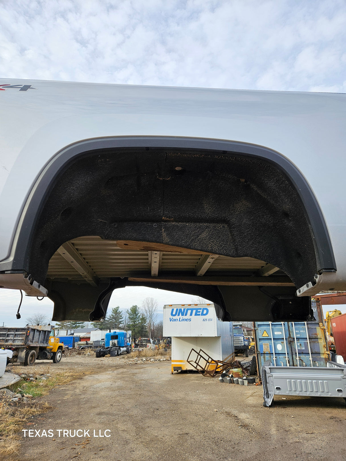 2019-2025 Chevrolet Silverado 2500 3500 HD 8' Long Truck Bed