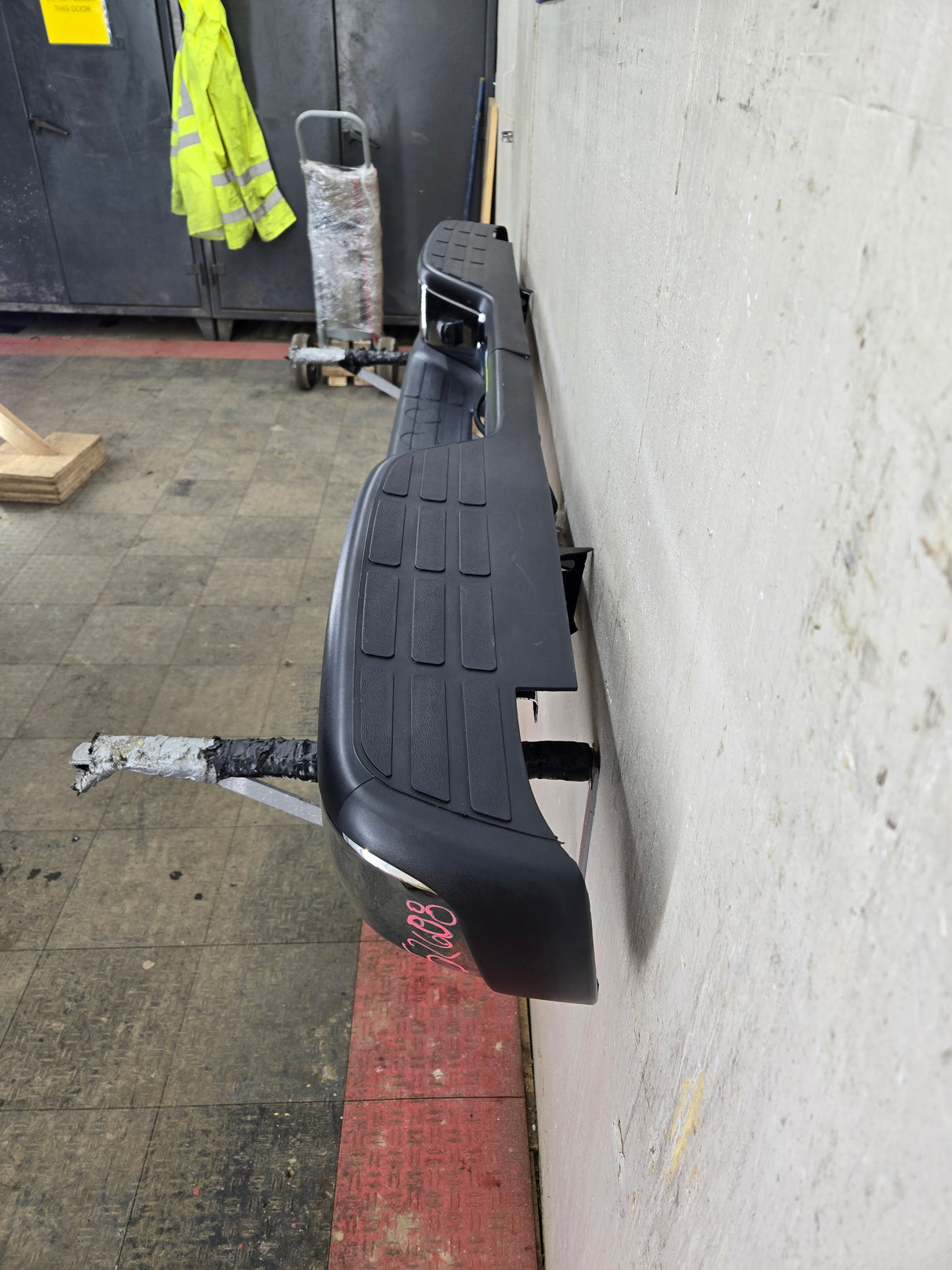 1999-2007 Chevrolet Silverado / GMC Sierra 1500 Aftermarket Replacement Rear Bumper